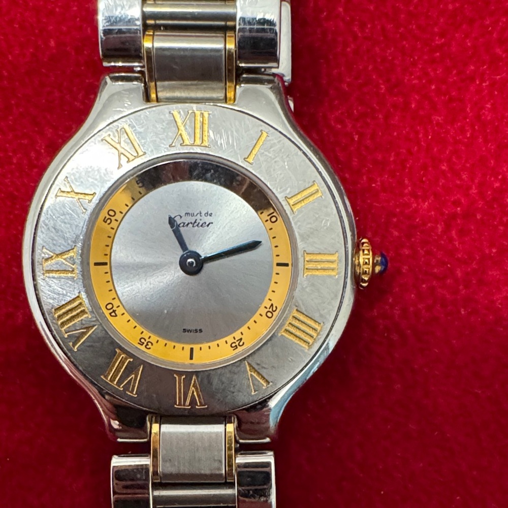 Cartier Women's Watch in Silver and Gold